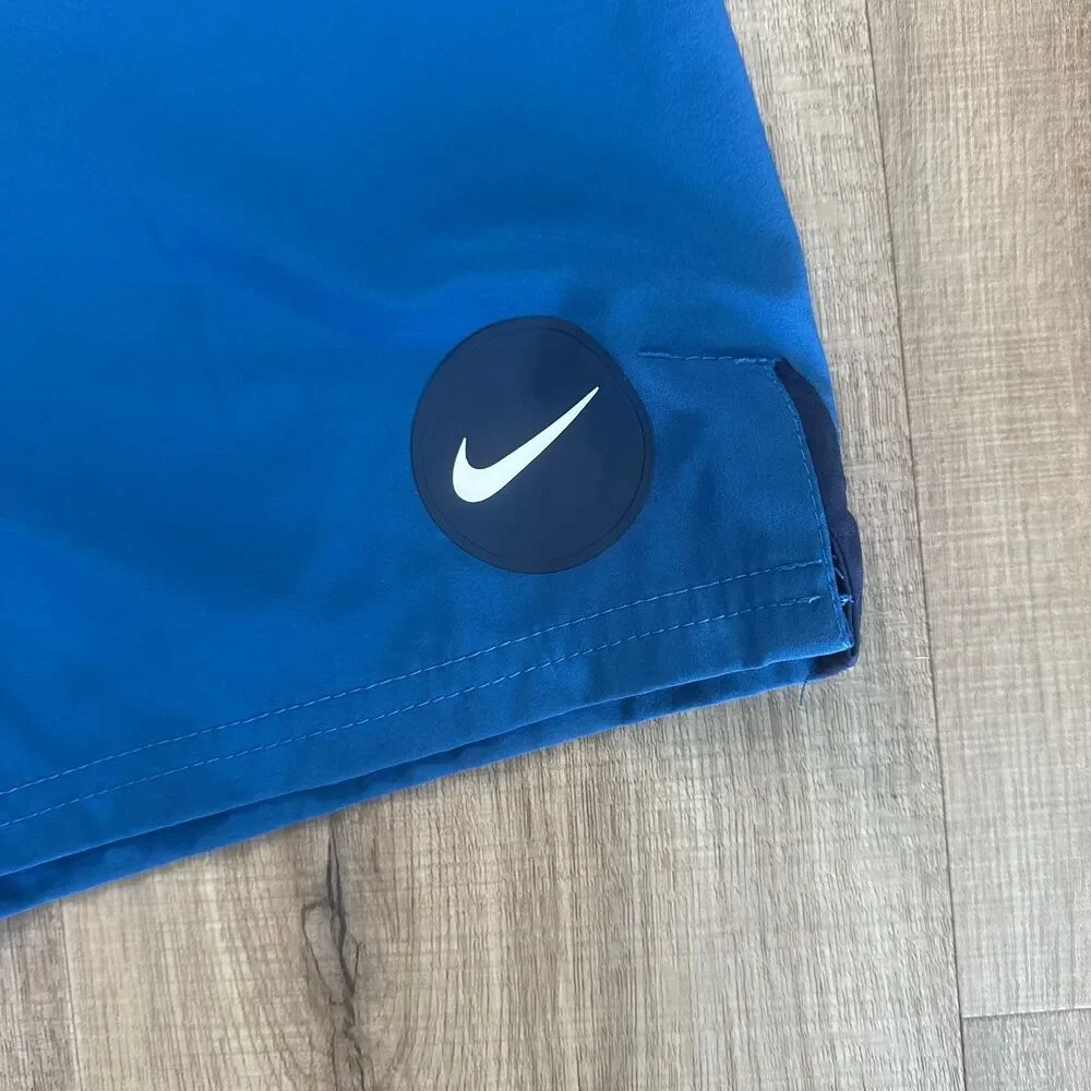 Nike Swim Men's Size 38 Essential Vital 7